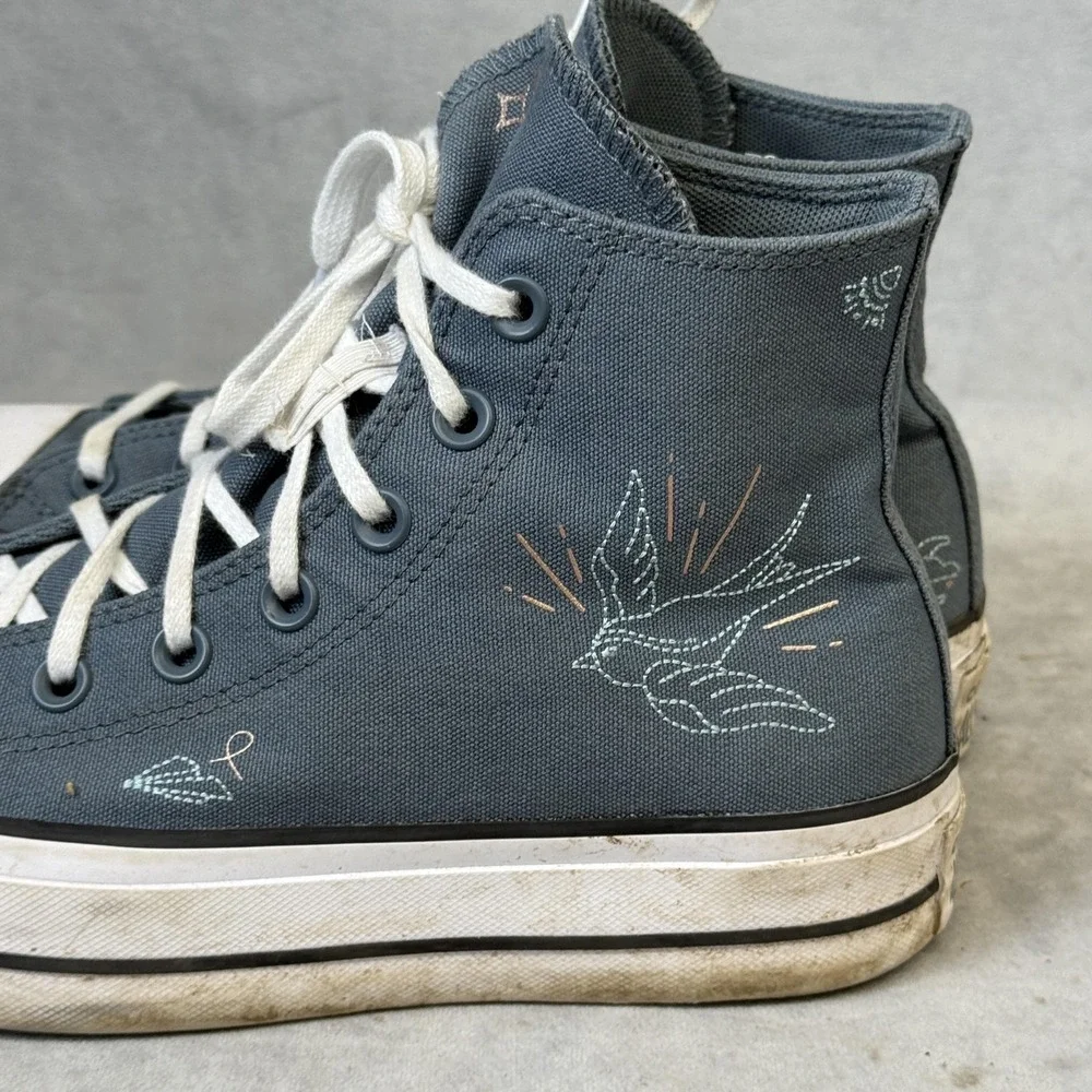 Converse Shoes Womens Size 7 Blue Chuck Taylor All‎ Star 2 Platform Bird A12181C